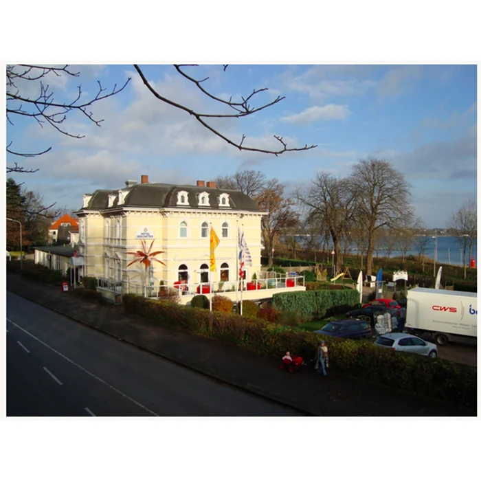 Weekendophold hos Mango’s Strandhotel i Tyskland for 2 personer fra Blohm Rejser